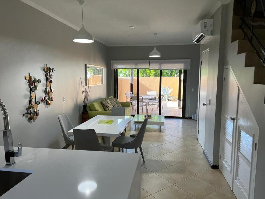 Special House In Gold Coast With Private Jacuzzi Villa Palm Beach Exteriör bild